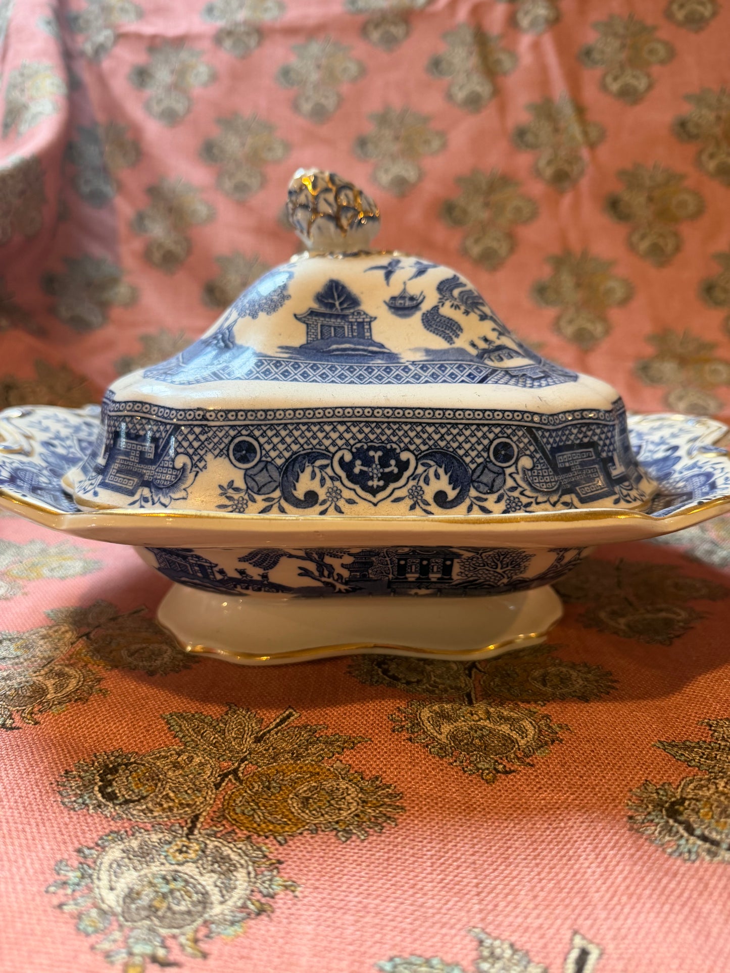 LIDDED DISHES