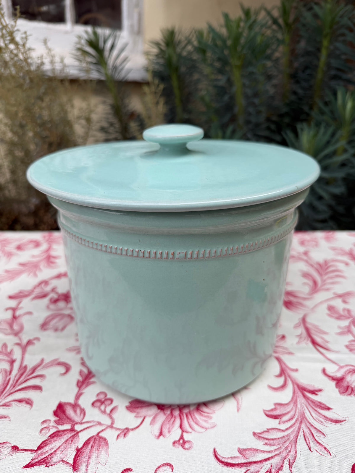 LIDDED JAR