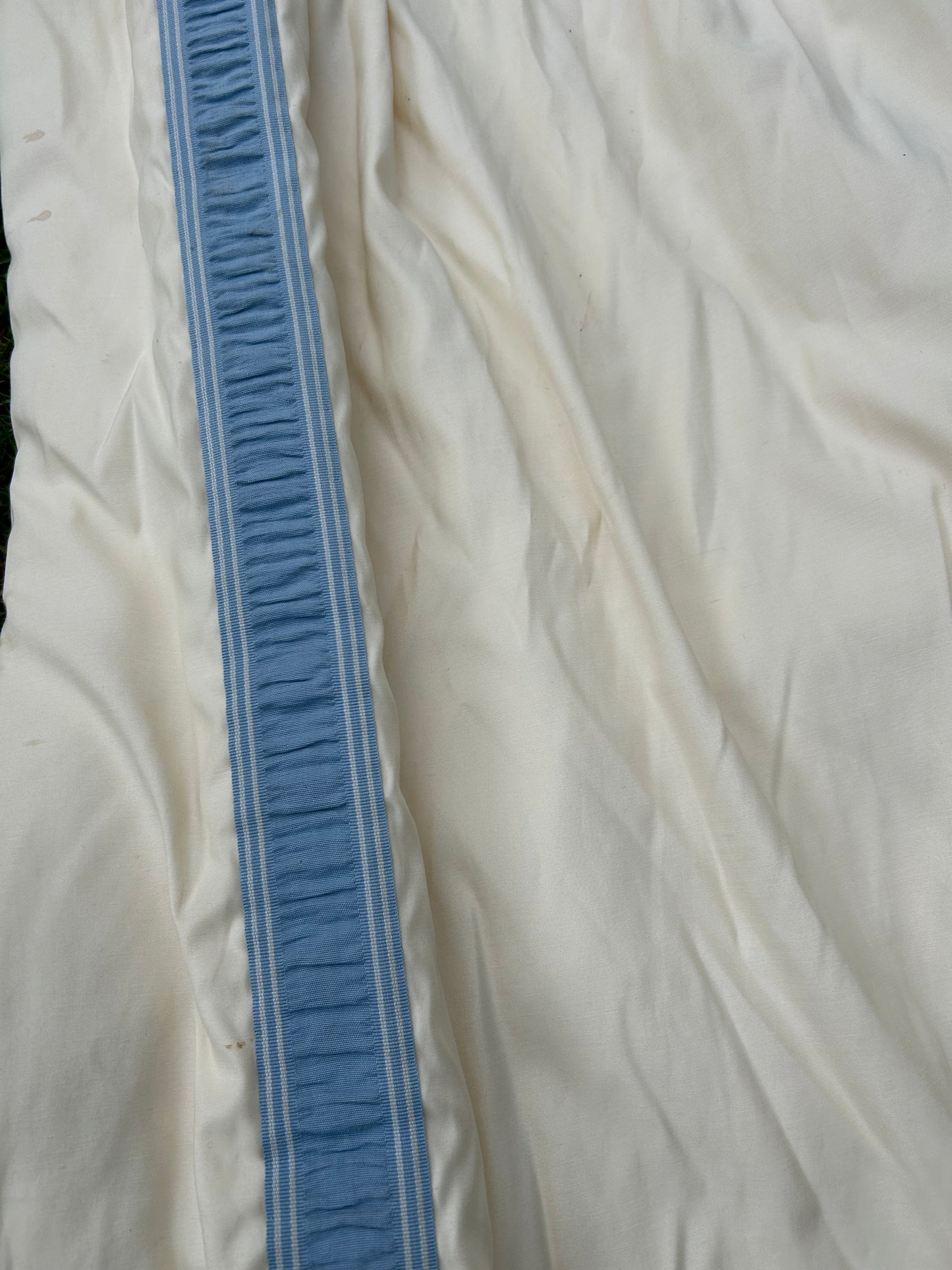 CREAM CURTAINS