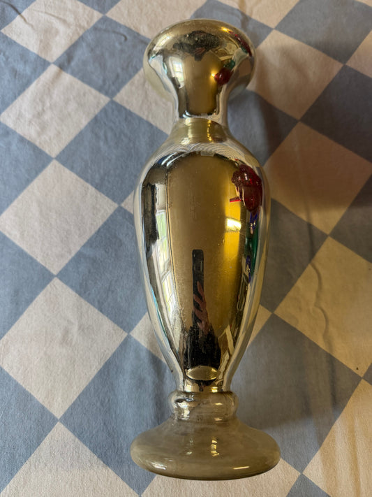 GLASS VASE