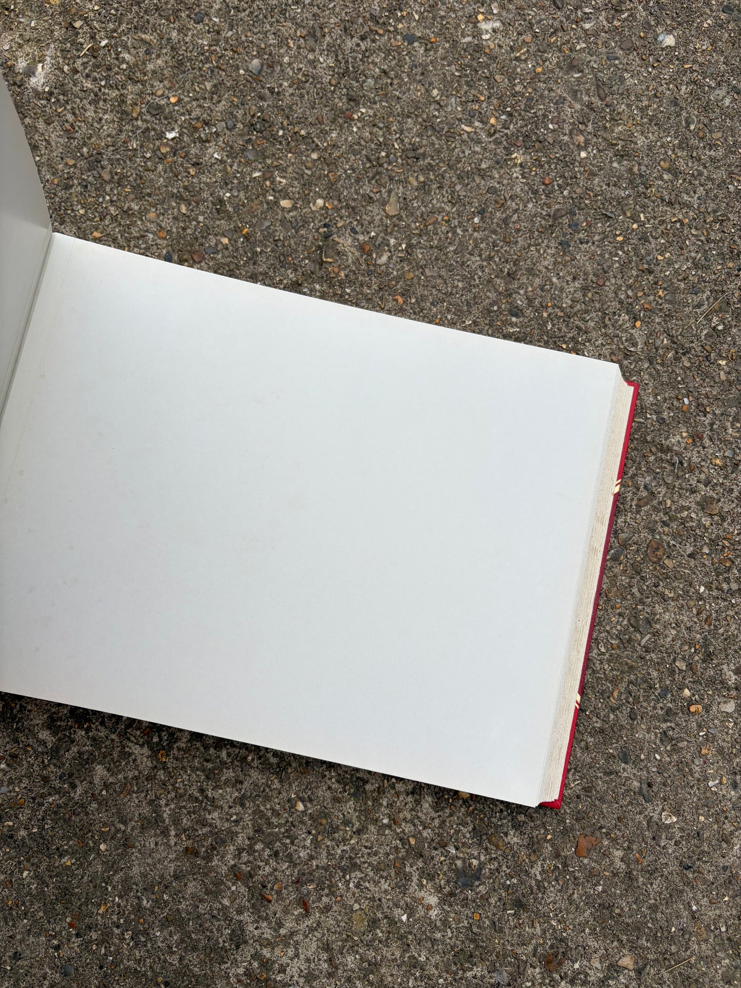 PHOTOGRAPH ALBUM