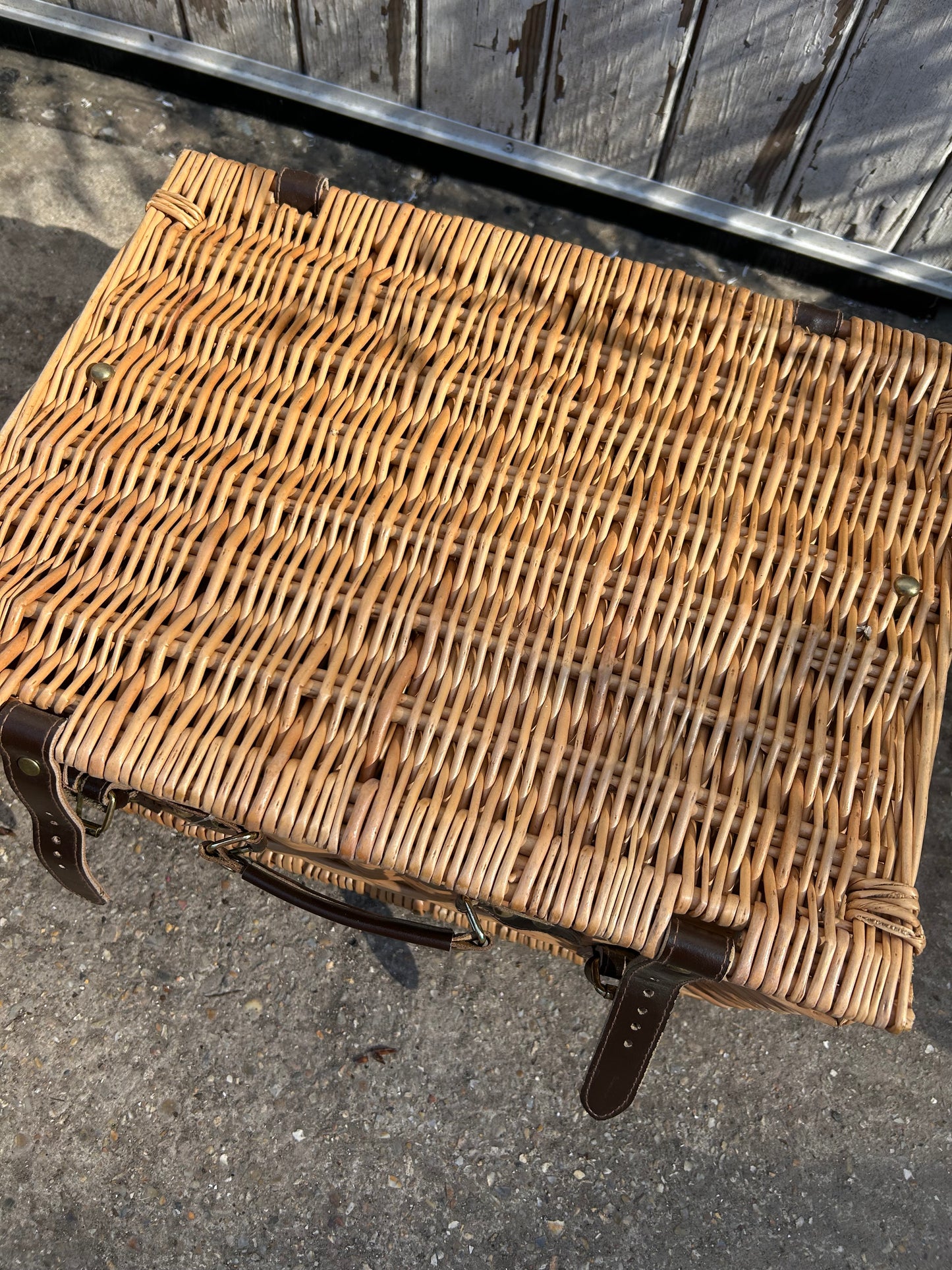 WICKER BASKET