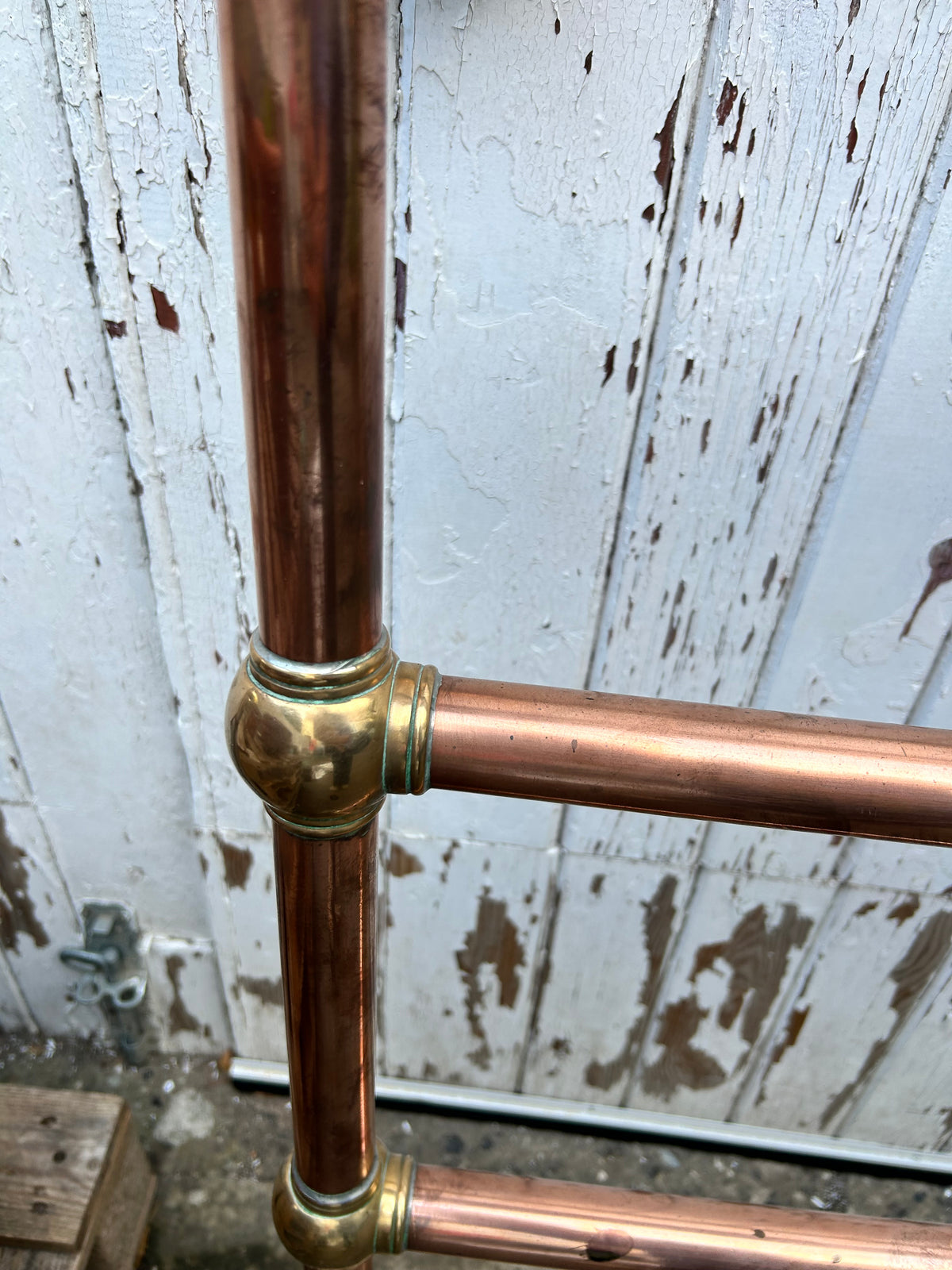 COPPER TOWEL RAIL