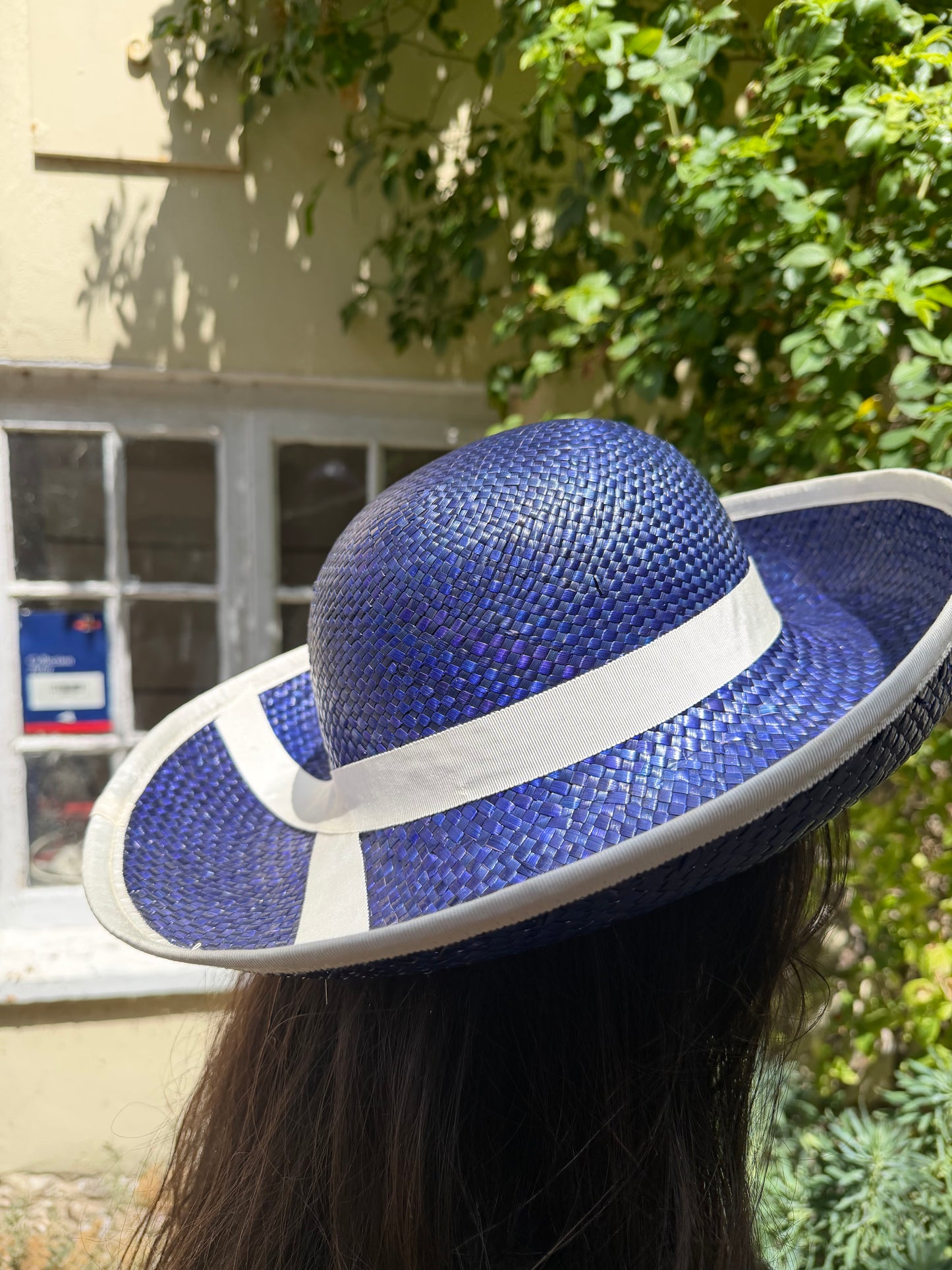 HAT