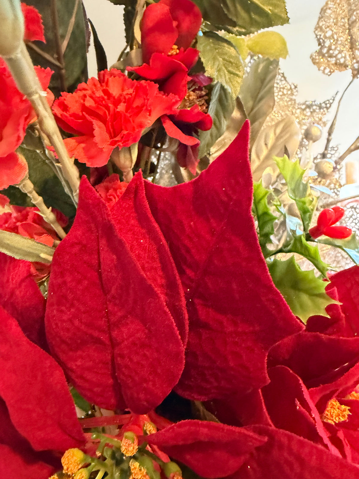 FOLIAGE DECORATIONS