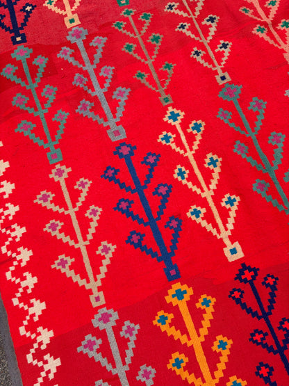 RED KILIM