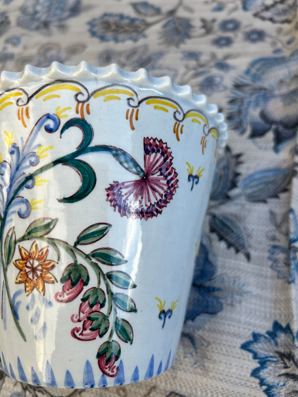 HAND PAINTED POT