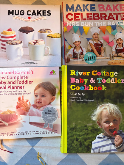 FOUR KIDS COOK BOOKS