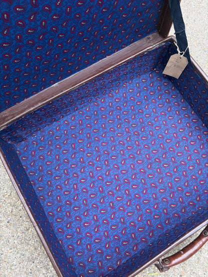 LEATHER SUITCASE