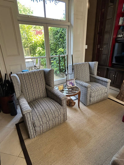 CHAIRS