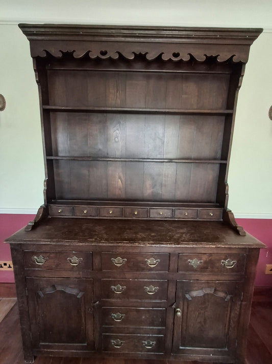 OAK DRESSER