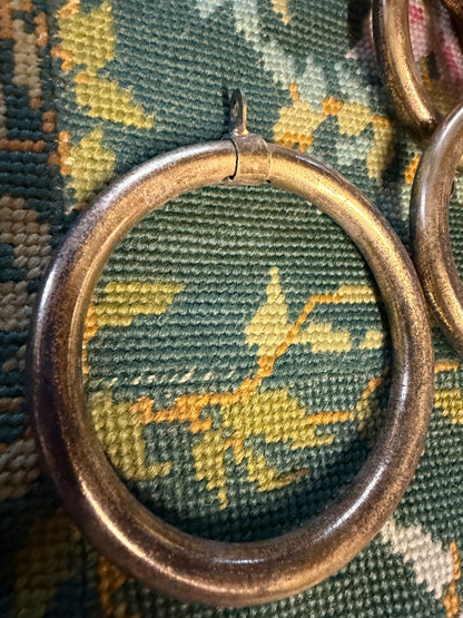 CURTAIN RINGS