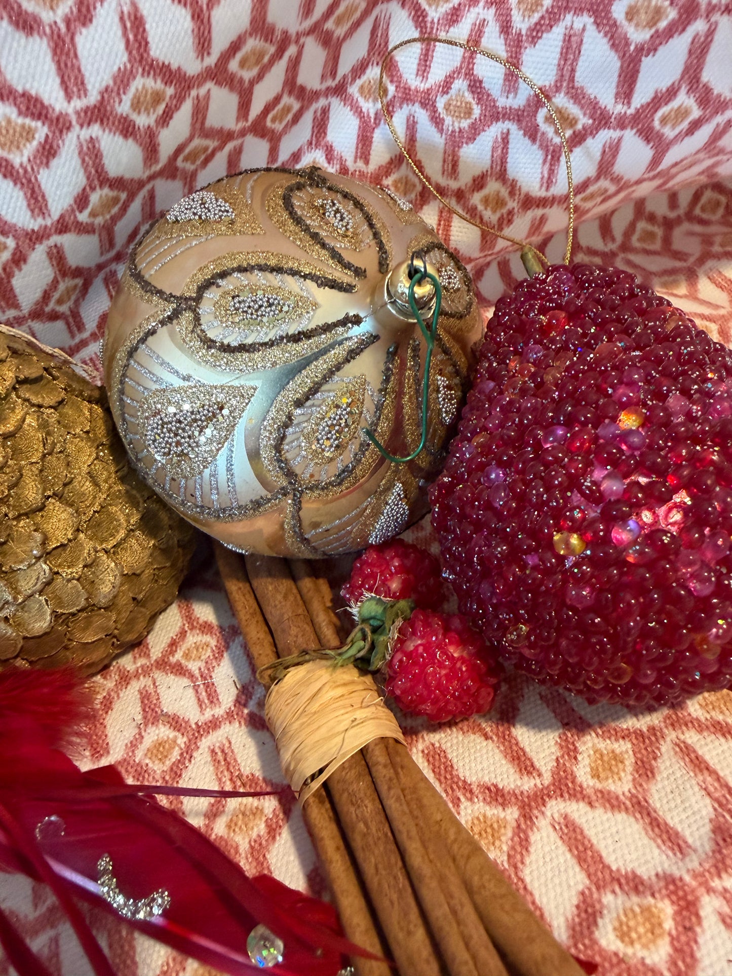 UNUSUAL DECORATIONS