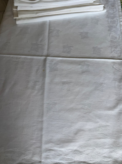 9 NAPKINS