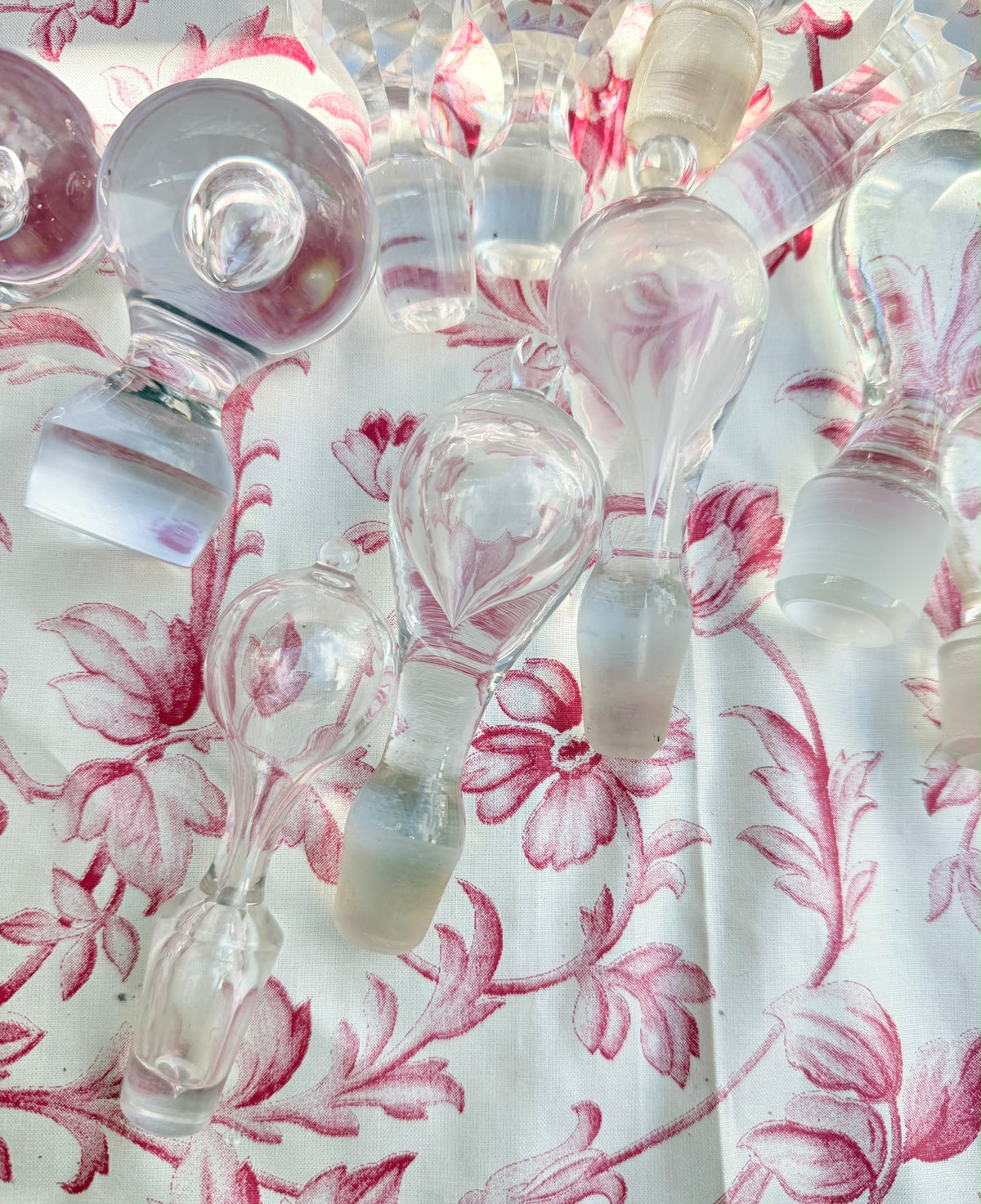 GLASS STOPPERS