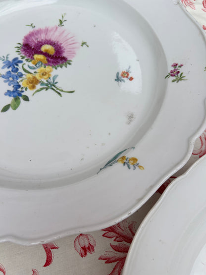 PAIR OF PLATES