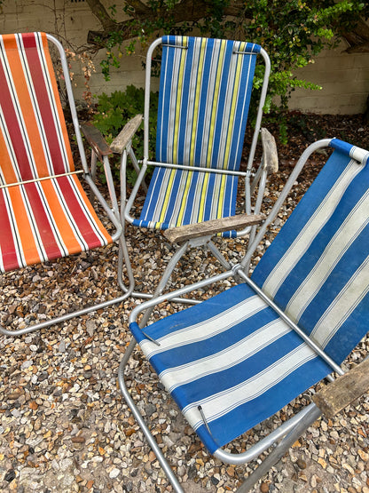 FOLDING CHAIRS