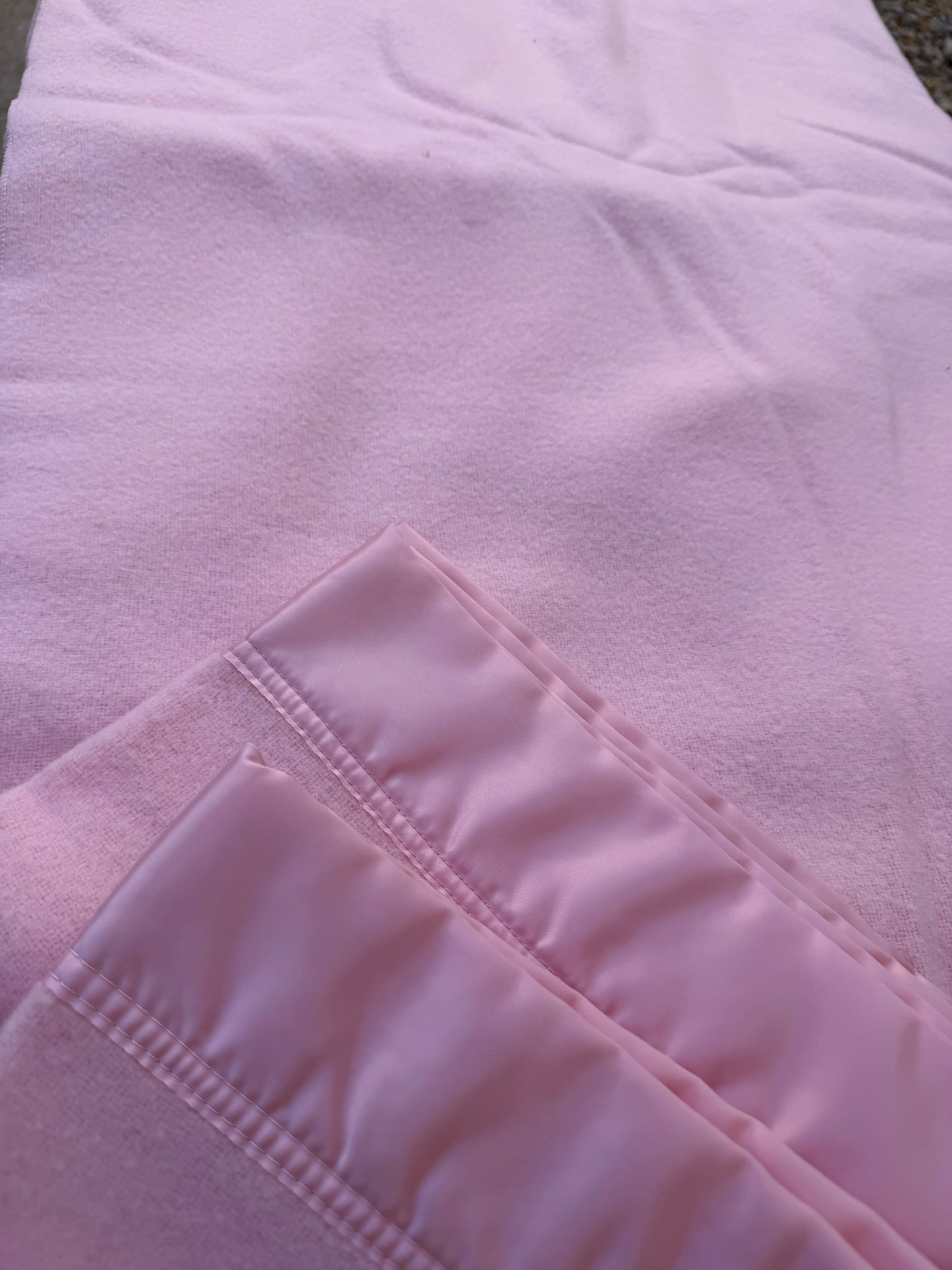 WOOL BLANKETS