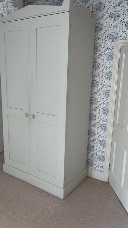 BESPOKE WARDROBE