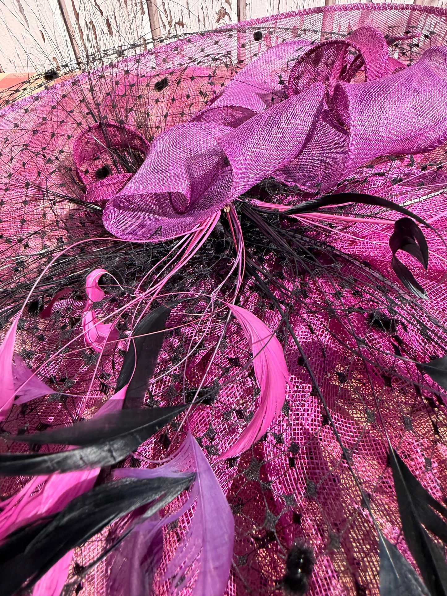 PINK HAT/FASCINATOR