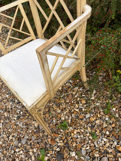 SET 4 CHAIRS