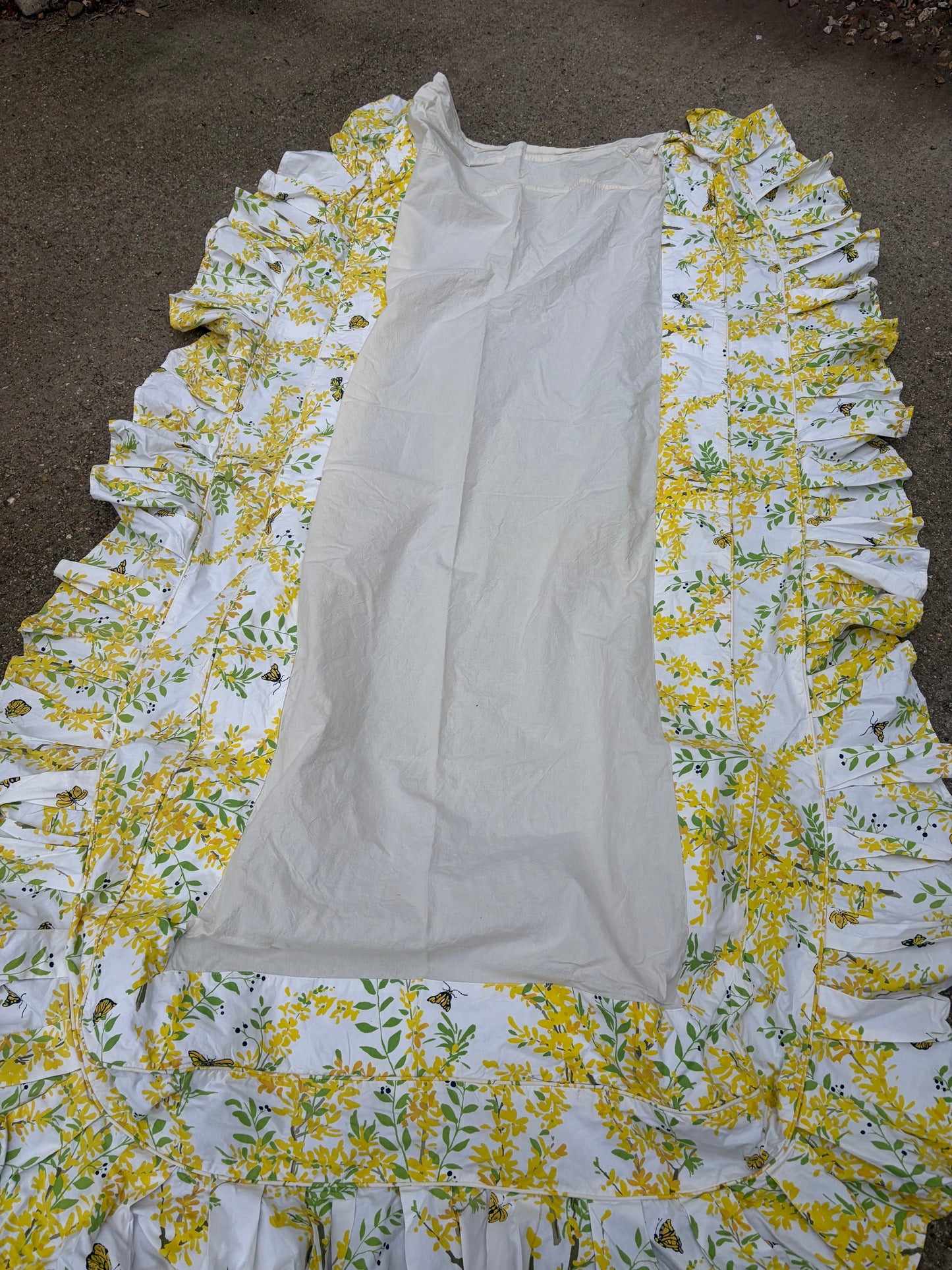 VALANCE