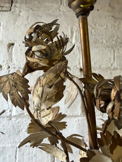 METAL DECORATIVE LAMP
