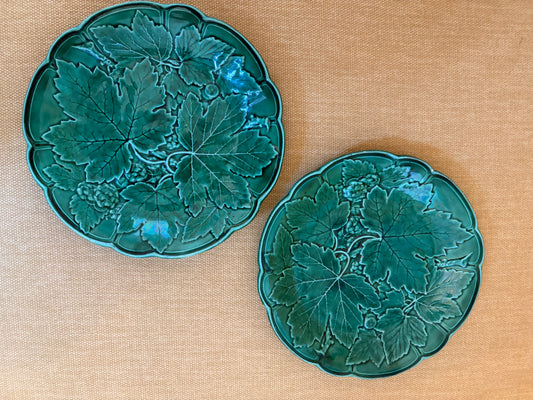 GREEN PLATES