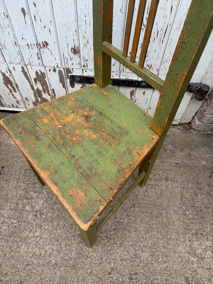 WOODEN CHAIR