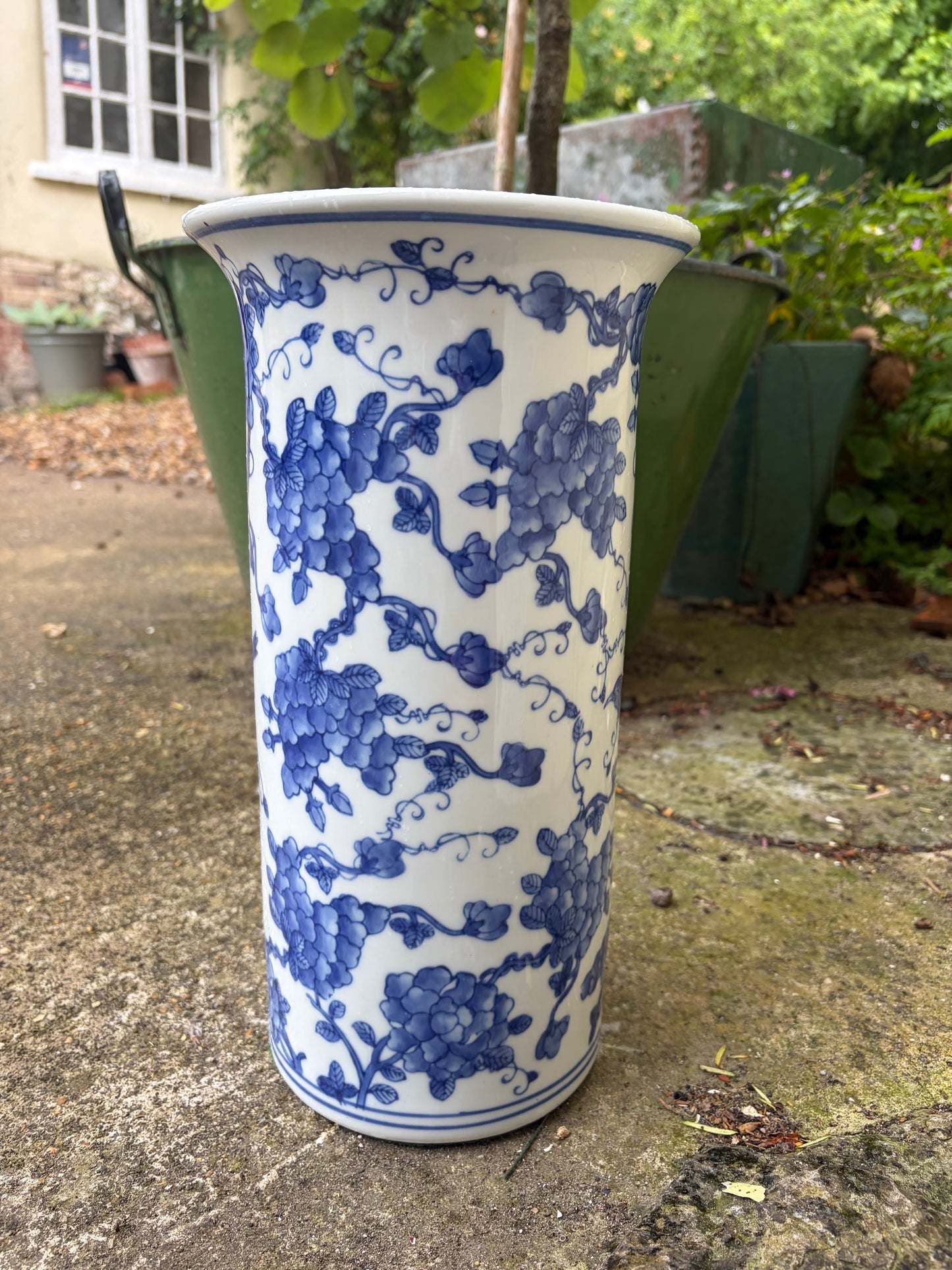 UMBRELLA STAND