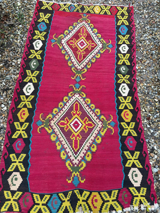 KILIM RUG