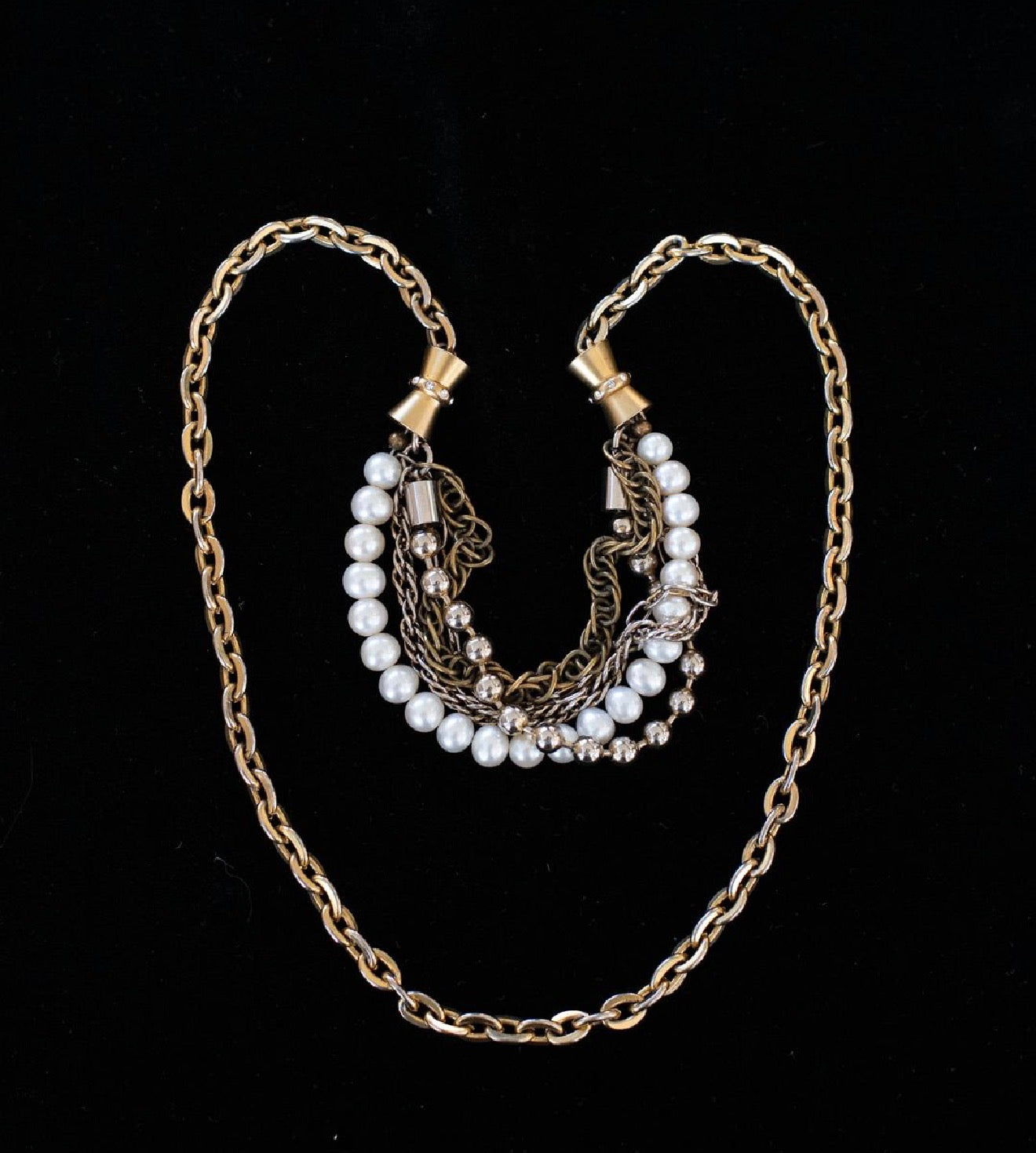 NECKLACE AND BRACELET SET
