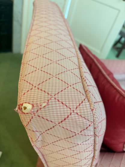 PINK CHAIR