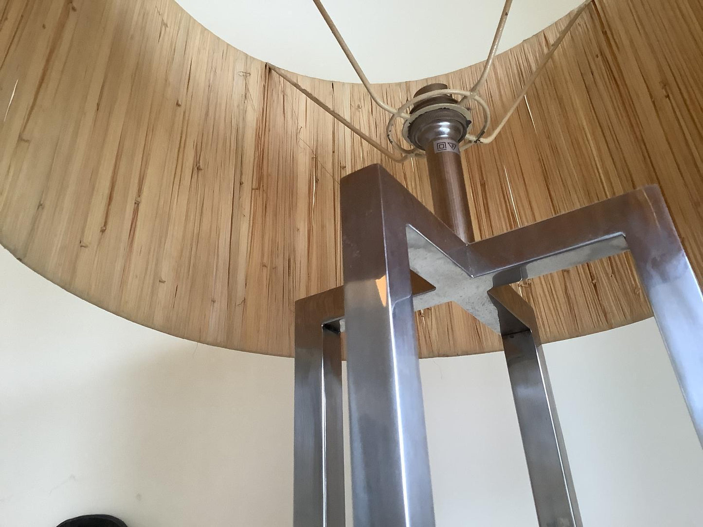 STANDING LAMP