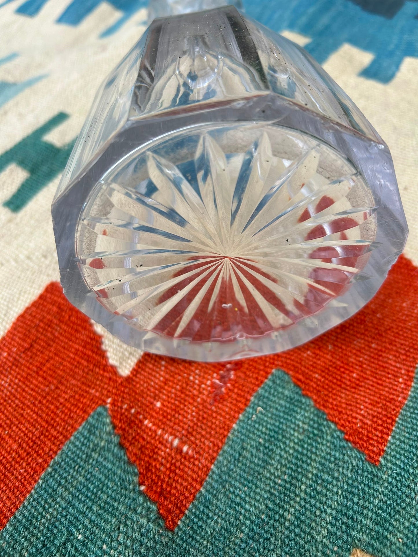 DECANTER