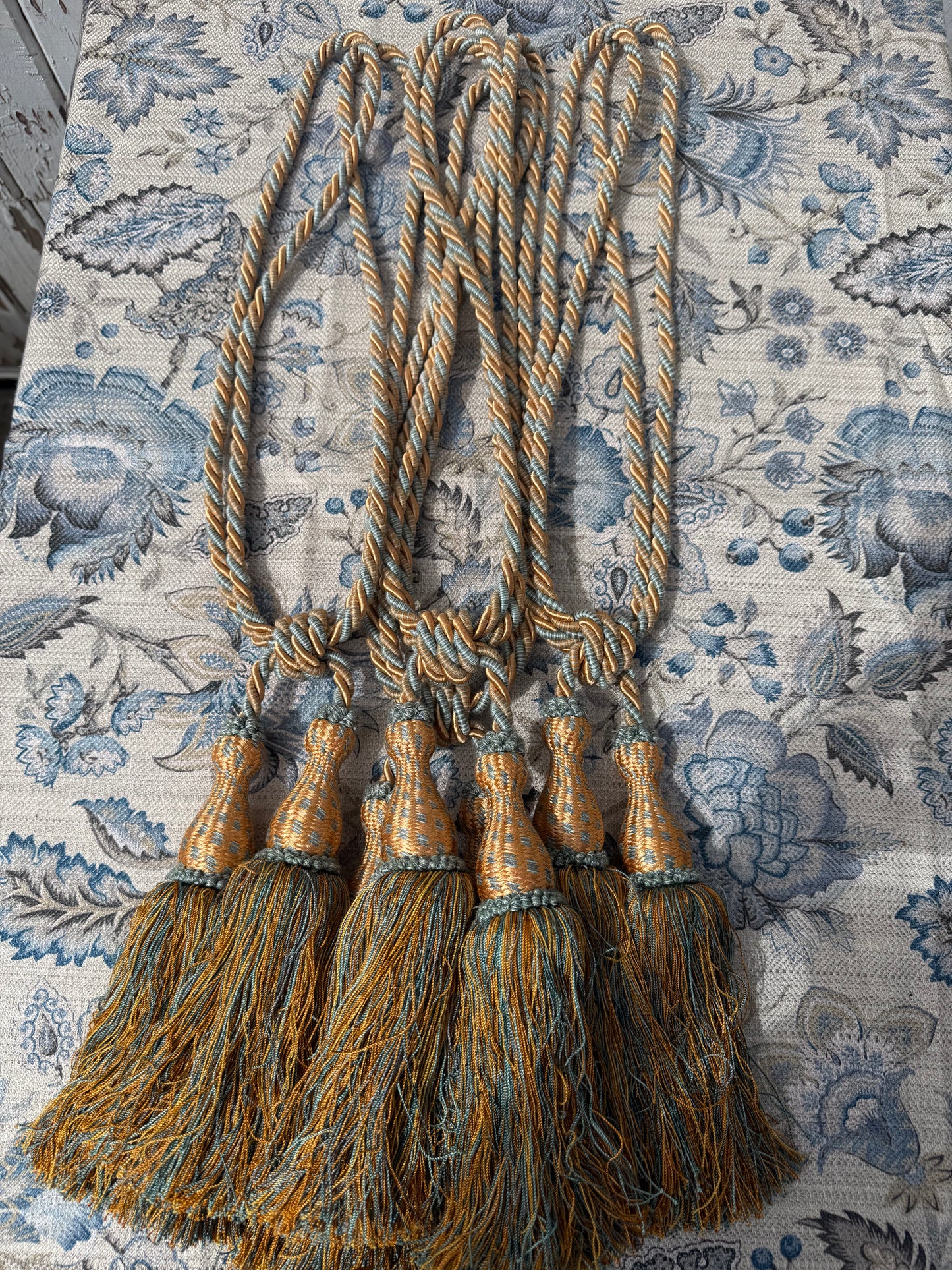 CURTAIN TIEBACKS
