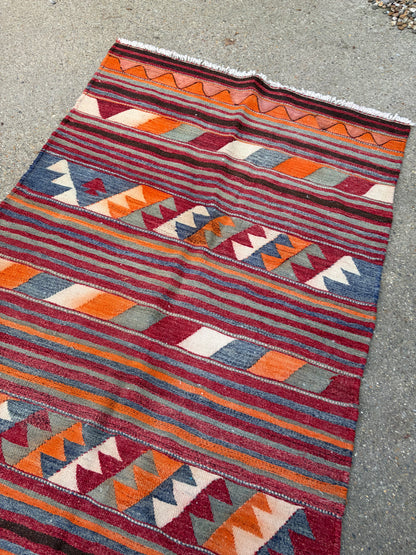 KILIM RUG