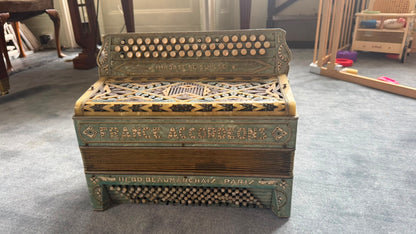 FRENCH ACCORDION