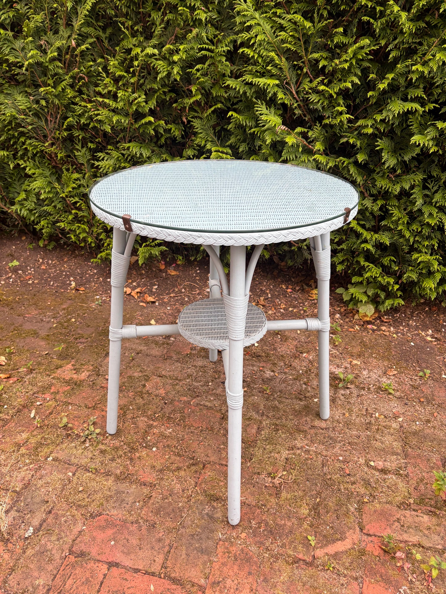 LLOYD LOOM GARDEN TABLE
