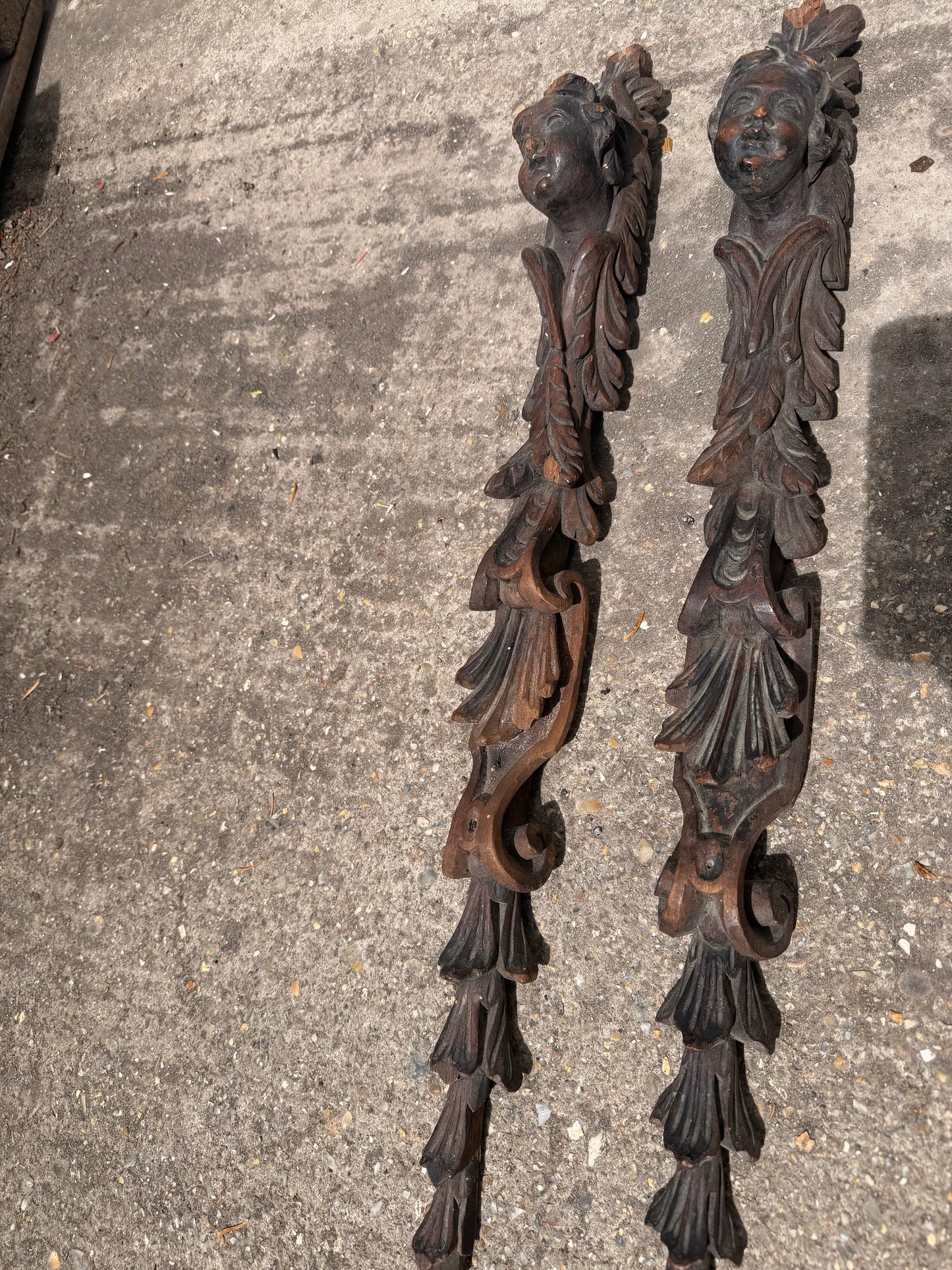 WALL SCONCES