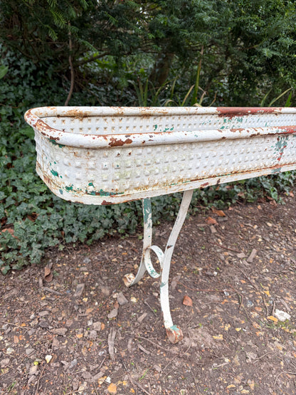 PLANTER