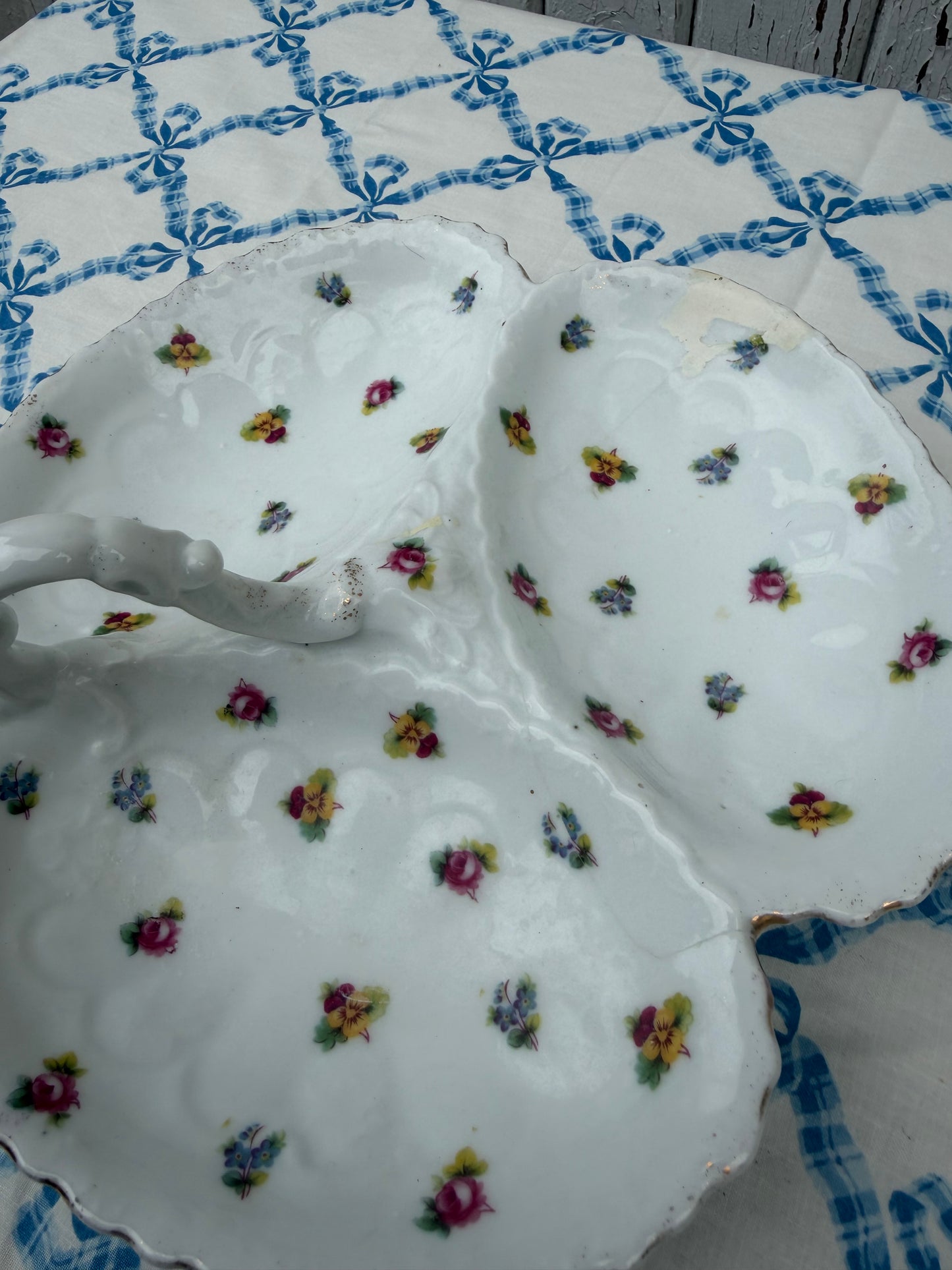 SERVING PLATE
