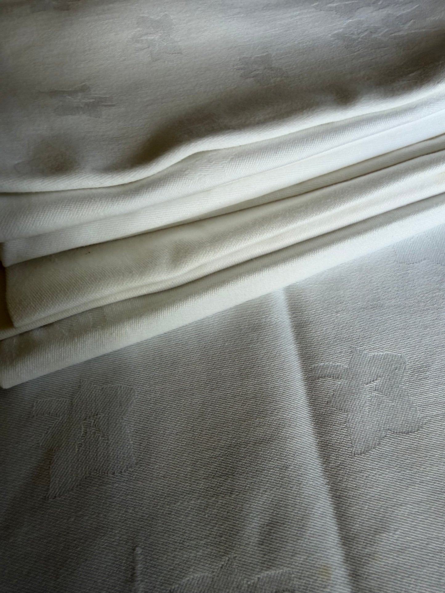 9 NAPKINS