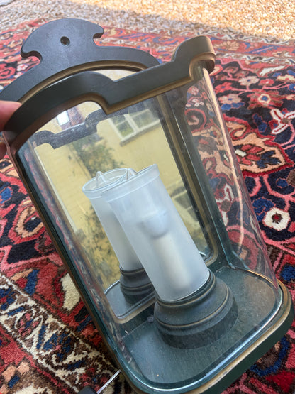 WALL LIGHT