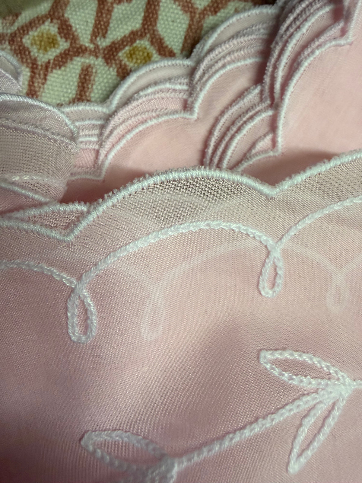 PINK MATS & NAPKINS