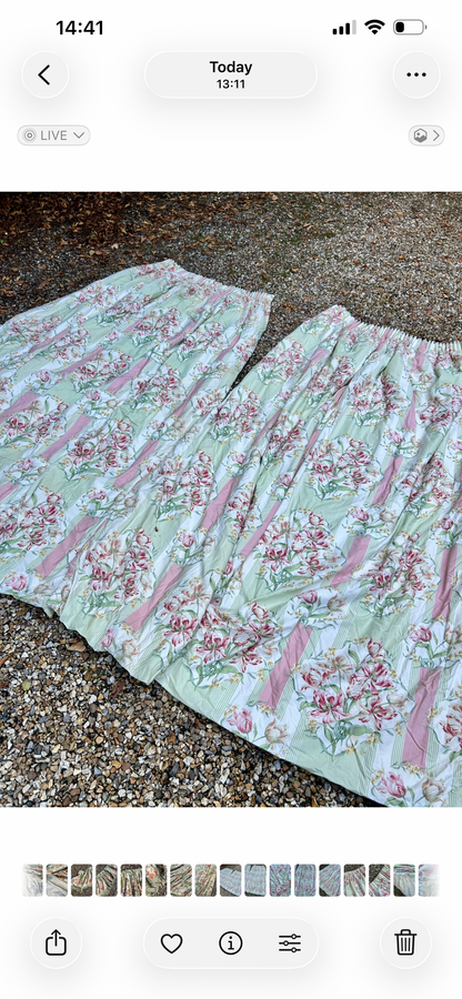 CHINTZ CURTAINS