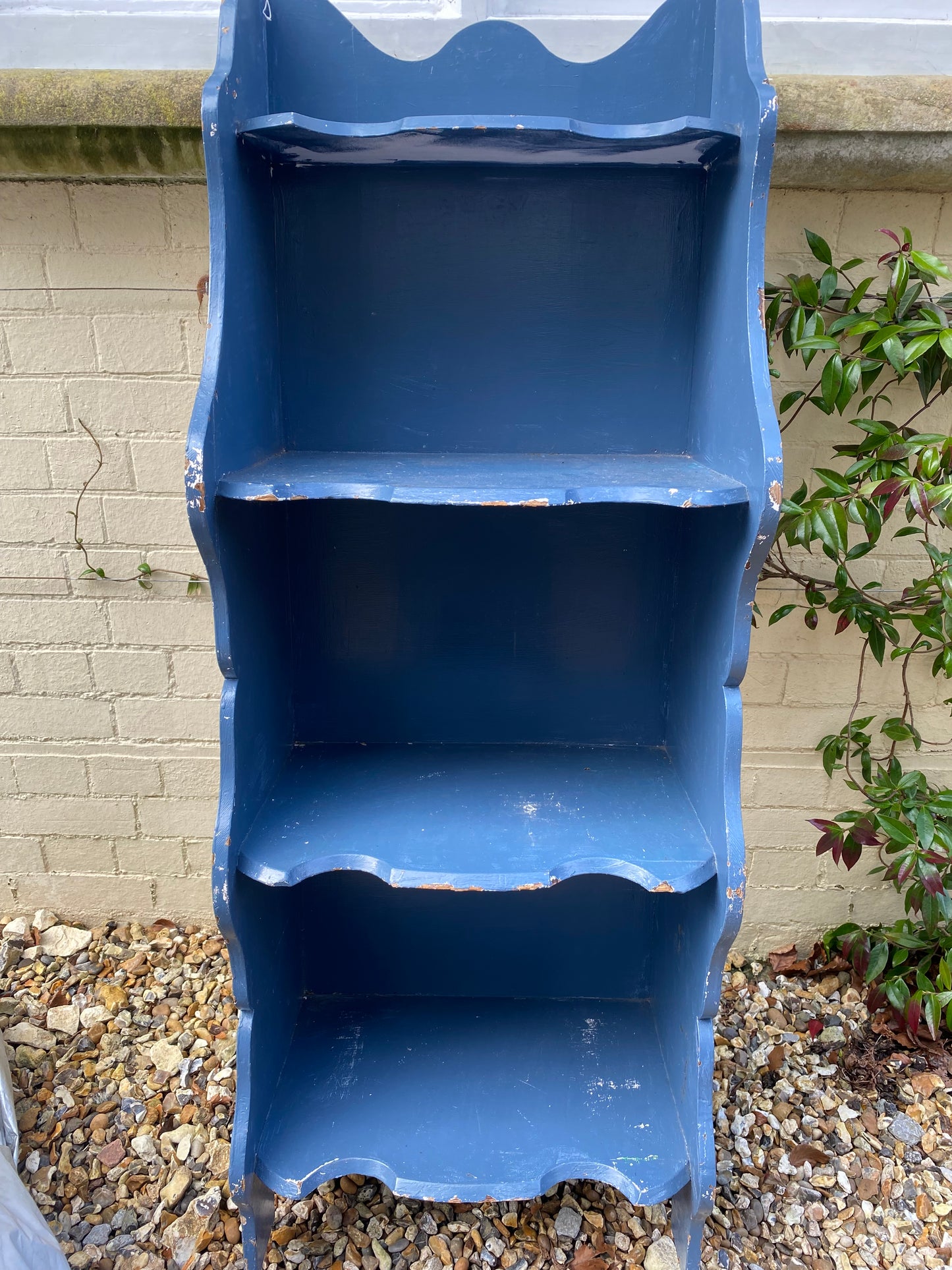 SHELF