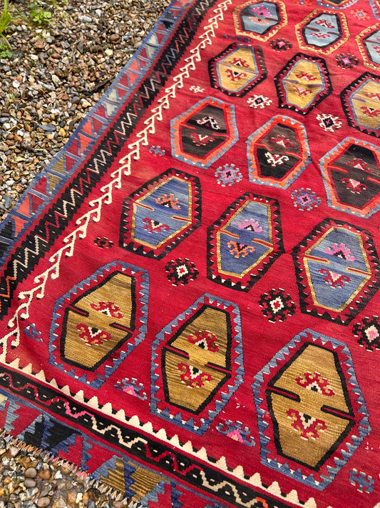 EPIC KILIM