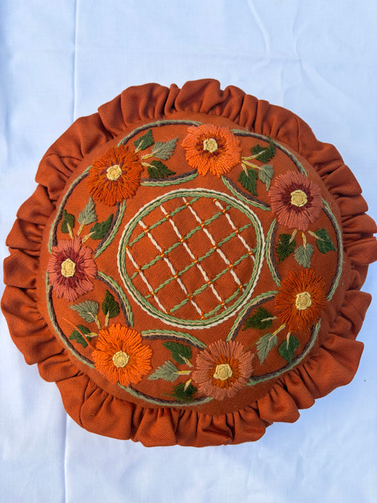 CIRCULAR CUSHION