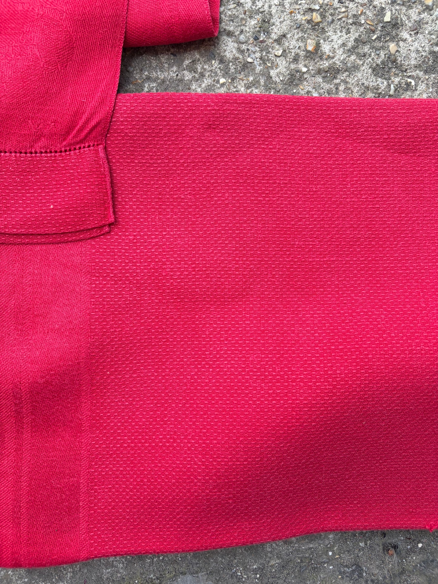 LINEN HAND TOWELS